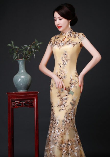 Golden Cheongsam Dresses Retro Slim Lace Fishtail