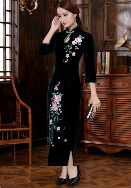 Retro Velvet Cheongsam Traditional Qipao Dresses