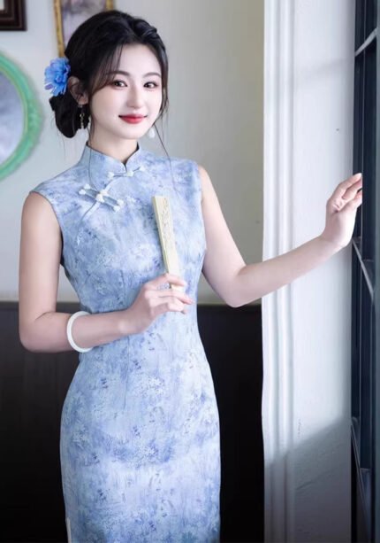 Sleeveless Blue Cheongsam Dress