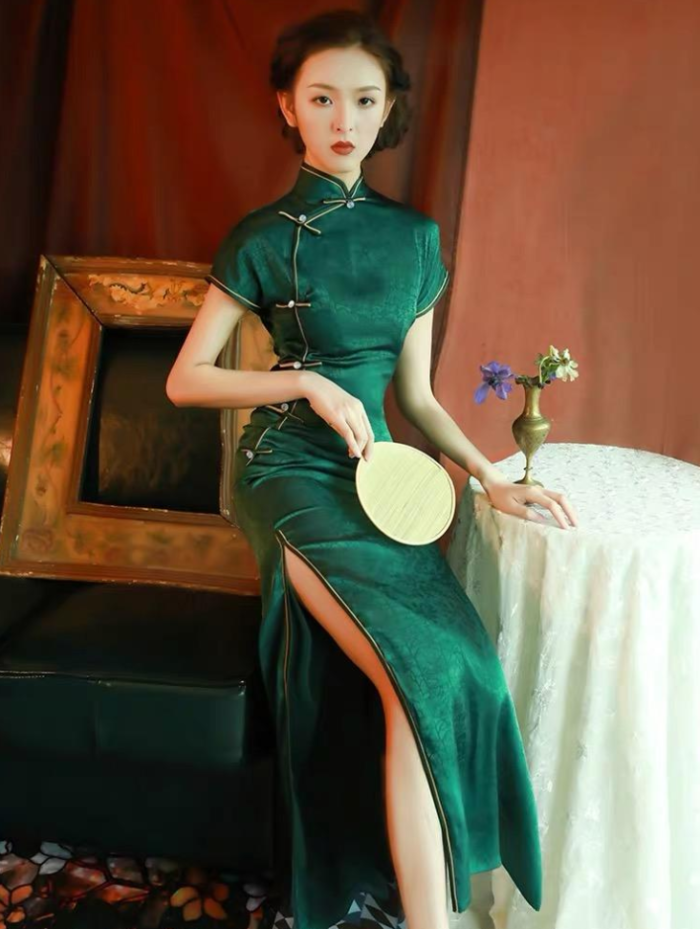 Green Turtle Crack Old Shanghai Style Jacquard Satin Long Qipao