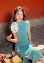 Timeless Elegance Jade-Green Cheongsam Embroidery Vintage
