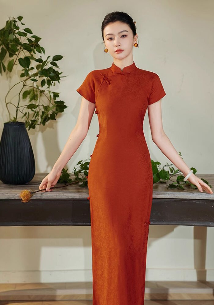 Vintage-Inspired Scarlet Cheongsam Dress