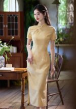 Elegant Pink Cheongsam Traditional Embroidery Chinese Dress​