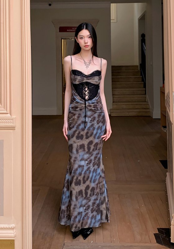 Exquisite Satin Leopard Print Mermaid Dress with Corset-Style Bodice