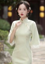 Fresh and Delicate Chinese Style New Design Qipao
