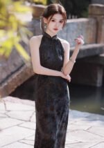 Halter Neck Cheongsam Sleeveless Tailored Black Vintage Qipao