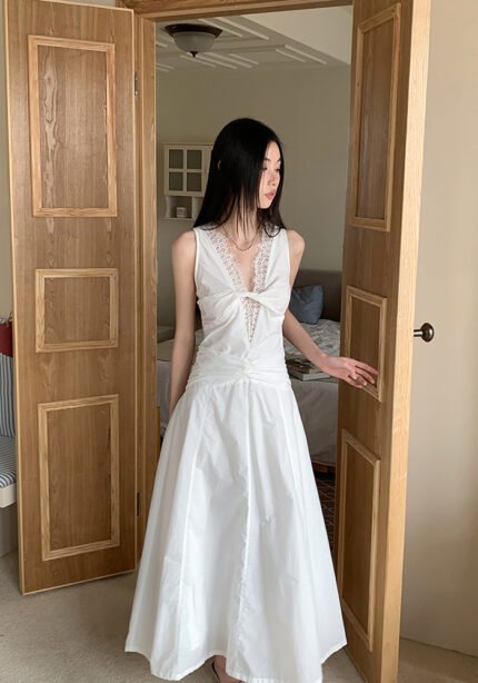 Luminaire Serene Elegance White V-Neck A-Line Maxi Dress