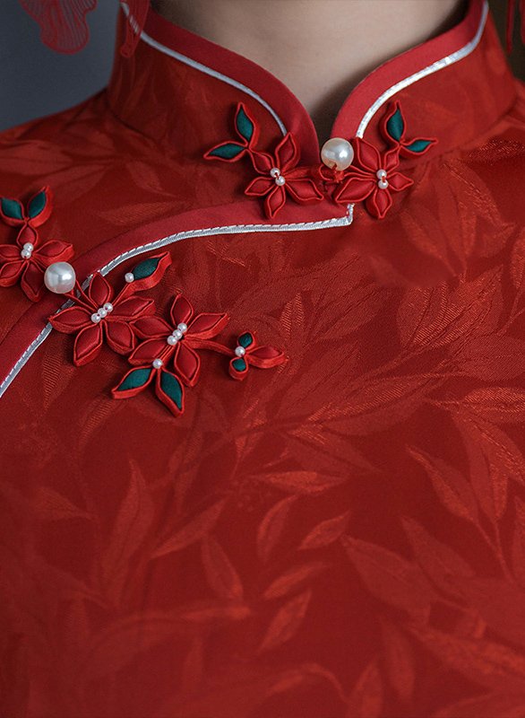 Red Cheongsam Dress Floral Embroidery Qipao Dress
