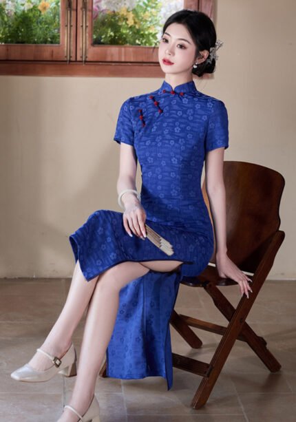 Traditional Blue Cheongsam Floral Patterns