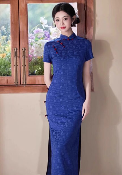 Traditional Blue Cheongsam Floral Patterns