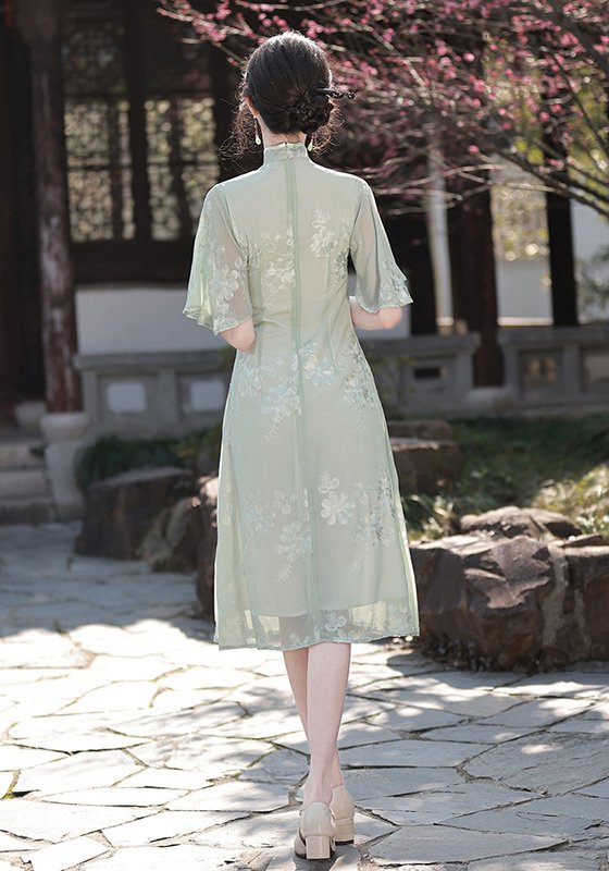 Light Green Floral Embroidered Cheongsam Dress