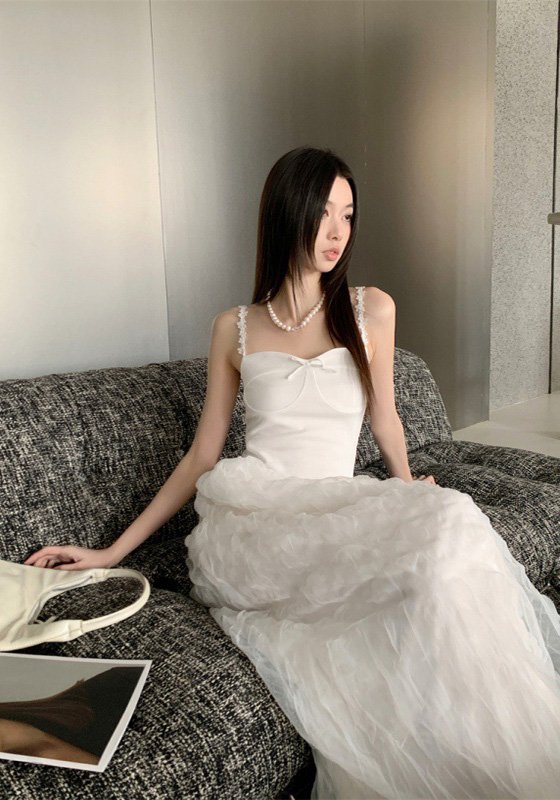 White Elegant Strapless Tulle Maxi Dress