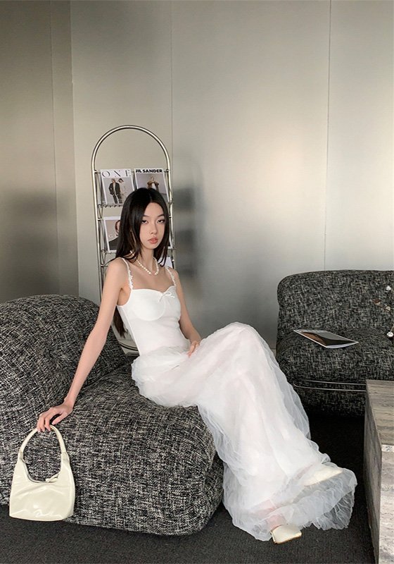 White Elegant Strapless Tulle Maxi Dress