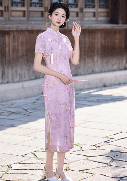 Elegant Pink Embroidered Cheongsam Traditional Chinese Qipao