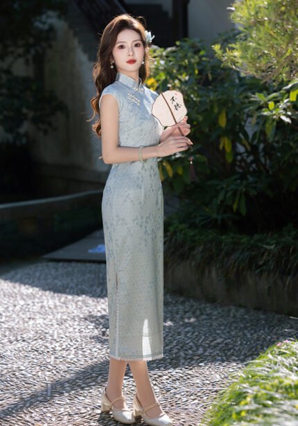 Elegant Cream Blue Sleeveless Qipao Dress