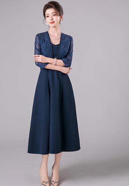 Elegant Lace Formal Evening Gown