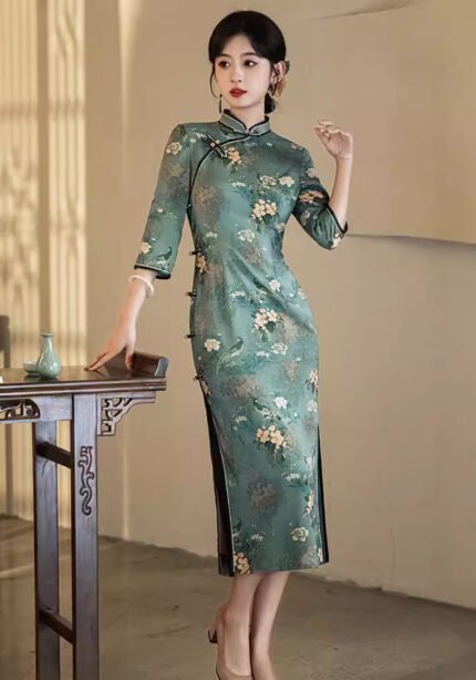 Elegant Qipao Mandarin Collar Cheongsam Dress