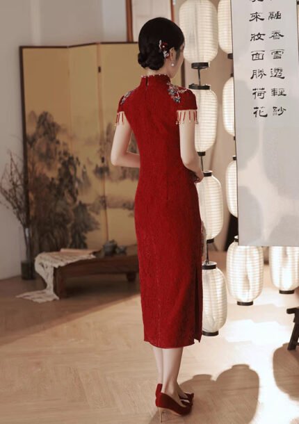 Embroidery Red Traditional Chinese Qipao Dress