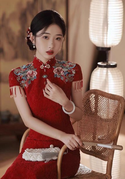 Embroidery Red Traditional Chinese Qipao Dress
