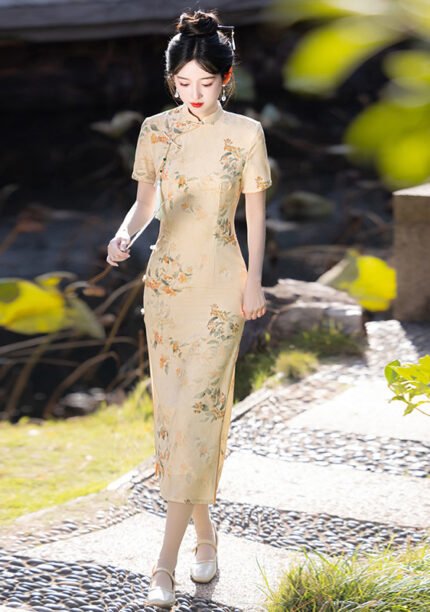 ​​Silk Essence Floral Bloom Timeless Elegance Qipao Dress​