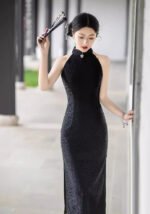 Timeless Black & White Lace Sleeveless Qipao