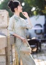 Vintage-Inspired Light Green Floral Qipao Dress