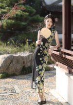 Black Floral Embroidered Cheongsam Traditional Chinese Qipao