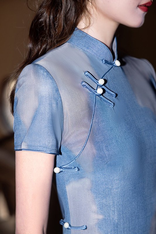 Cheongsam Retro Charm with Modern Silhouette