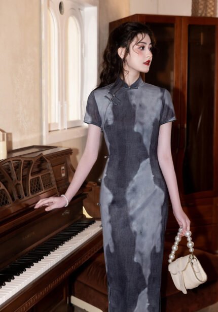 Cheongsam Retro Charm with Modern Silhouette