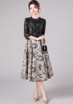 Elegant Chic Lace Top & Floral Print Women's Outfit