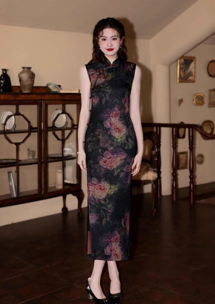 sleeveless classic black qipao dress