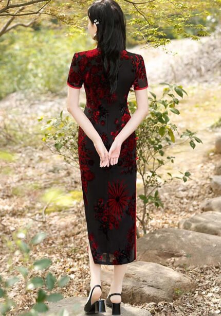 Velvet Qipao Dress with Exquisite Floral Patterns