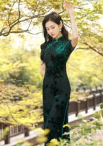 Velvet Qipao Dress with Exquisite Floral Patterns