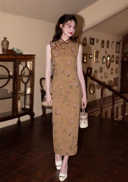 Vintage Inspired Sleeveless Qipao Dress