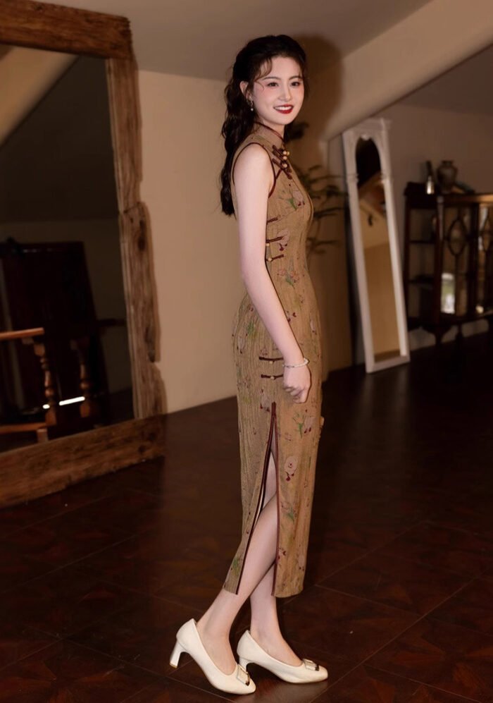 Vintage Inspired Sleeveless Qipao Dress