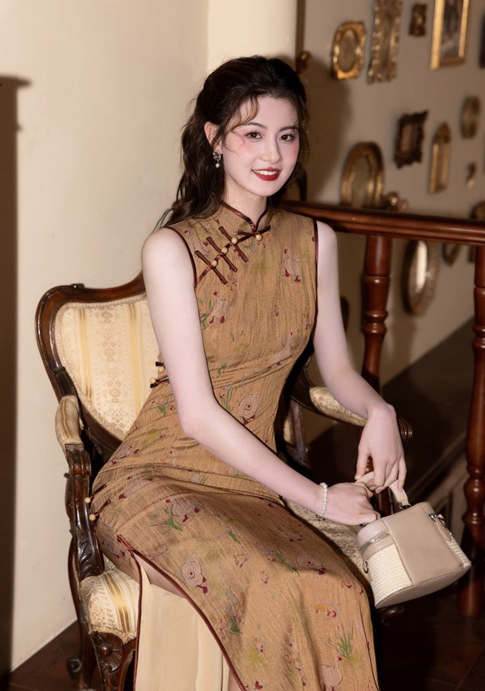 Vintage Inspired Sleeveless Qipao Dress