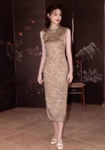 Elegant Sleeveless Cheongsam Traditional Chinese Style