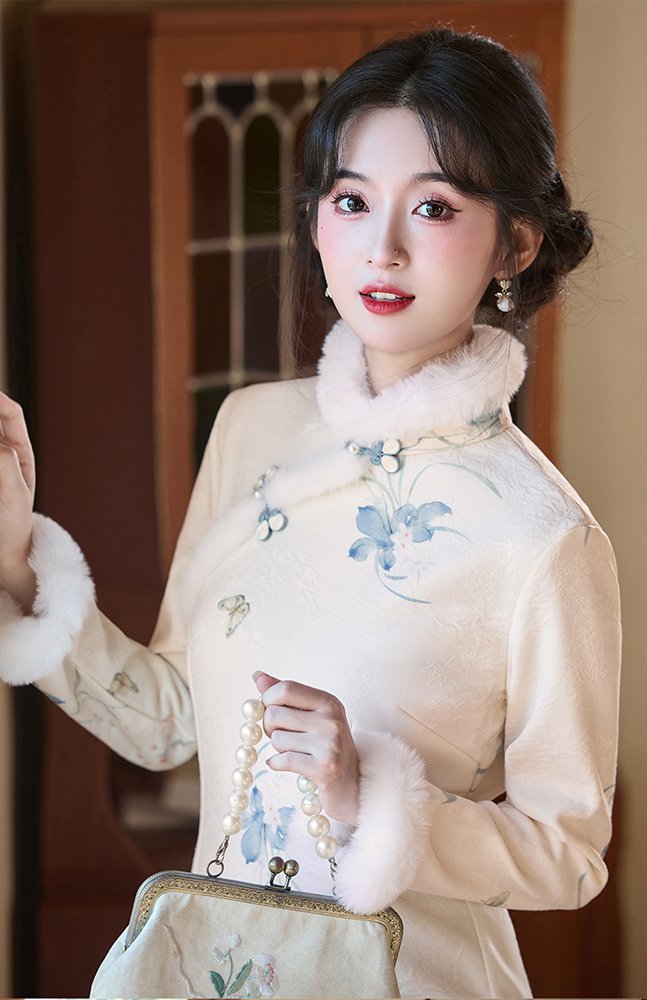 Elegant Ivory Cheongsam with Fur Trim and Floral Embroidery
