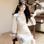 Vintage Elegance Women's Floral Brocade Cheongsam with Faux Fur Cuffs