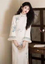 Vintage Elegance Women's Floral Brocade Cheongsam with Faux Fur Cuffs