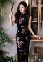Black Elegant Velvet Cheongsam Classic Sleeveless Qipao