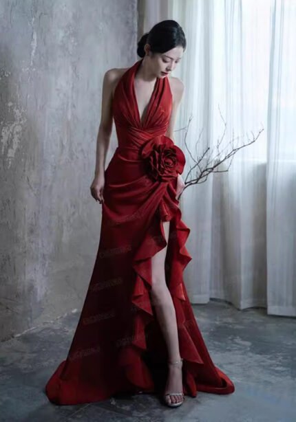 Elegant Halter Neck Deep V-Neck Red Satin Evening Gown