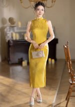 2026 Golden Jacquard Cheongsam Dress - Elegant Sleeveless Qipao