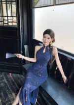 Modern Qipao with Keyhole Neckline & Floral Print, Bodycon Side Slit Maxi Dress for Evening & Party