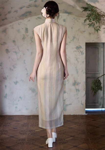 Elegant Mandarin Collar Sleeveless Maxi with Side Slit