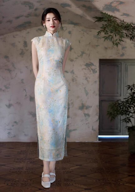 Elegant Mandarin Collar Slim Fit with Side Slits for Women